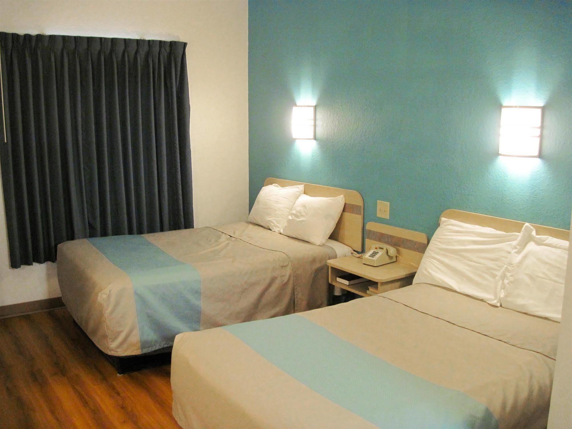 Motel 6-Avoca, Ia ภายนอก รูปภาพ